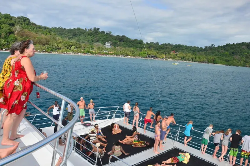 Ocean King Catamaran Manuel Antonio