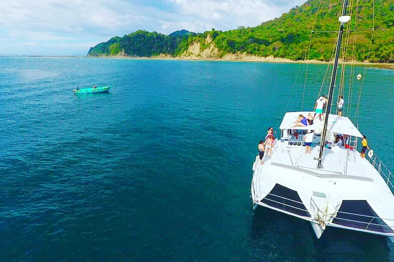 Sealounge Catamaran Los Suenos