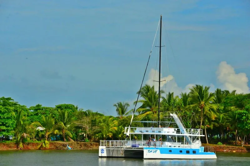 Tom Cat Catamaran Manuel Antonio