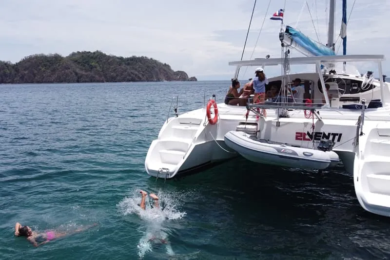 Venti Catamaran Manuel Antonio