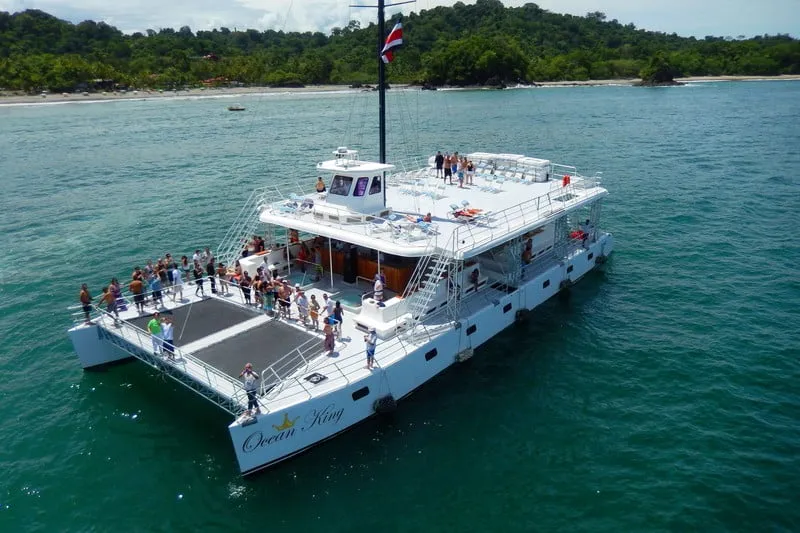 Ocean King Catamaran Manuel Antonio