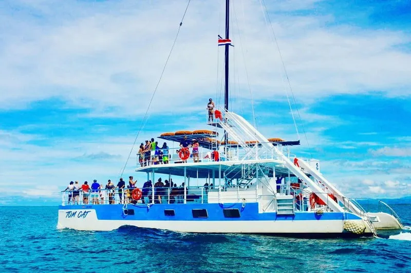 Tom Cat Catamaran Manuel Antonio