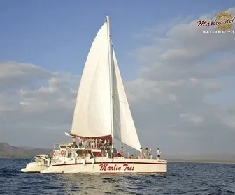 Marlin del Rey Catamaran Tamarindo