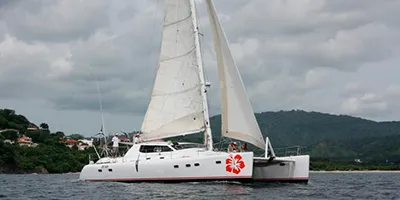 Tamarindo Catamaran